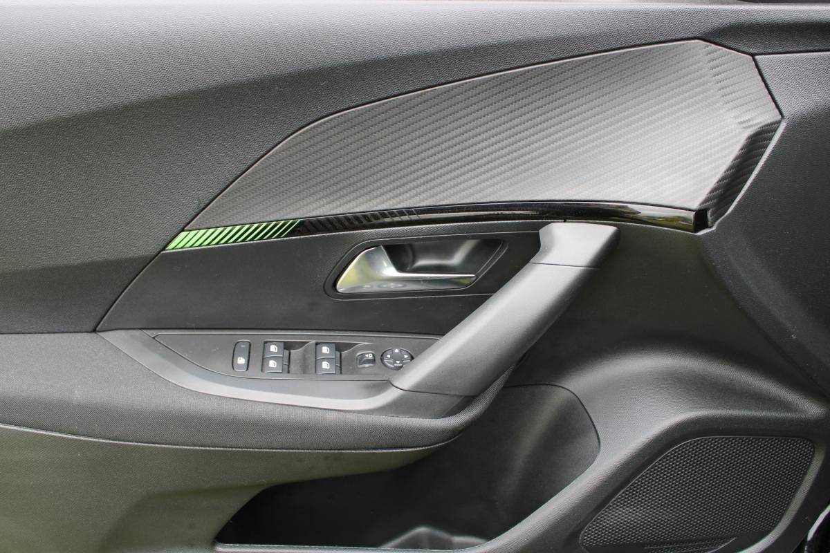 peugeot-2008-2024-gasolina-1199cc
