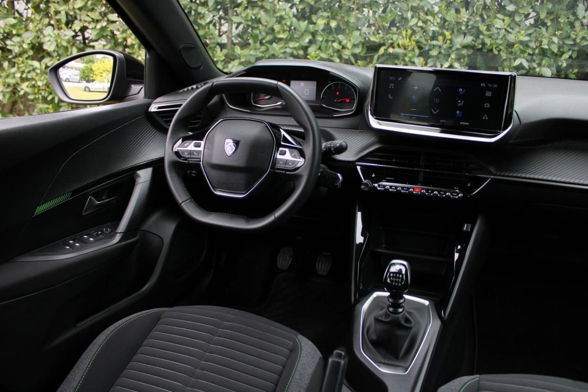 peugeot-2008-2024-gasolina-1199cc