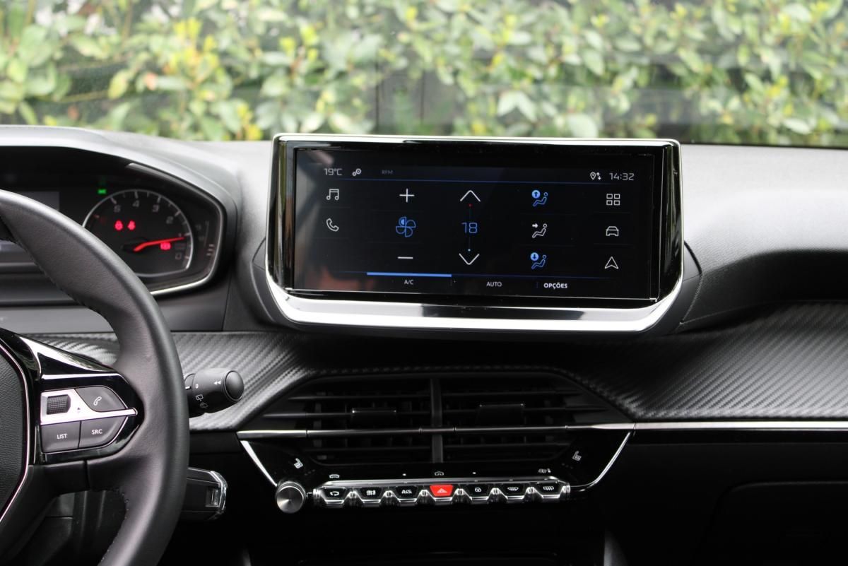 peugeot-2008-2024-gasolina-1199cc