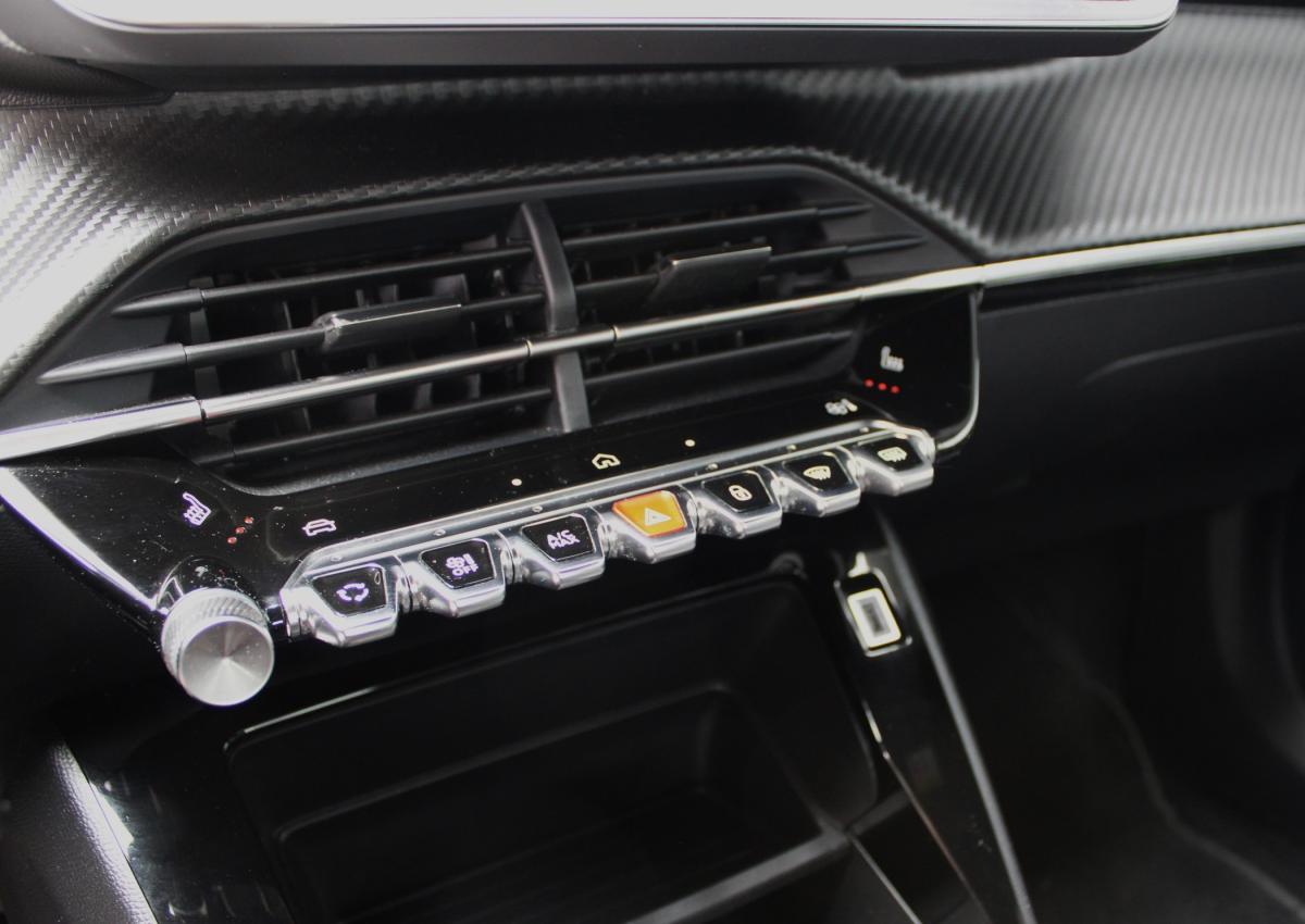 peugeot-2008-2024-gasolina-1199cc