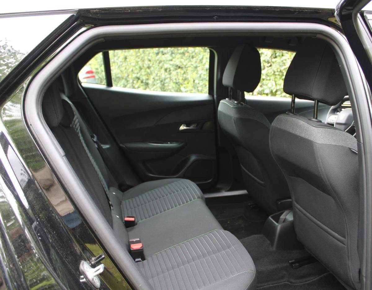 peugeot-2008-2024-gasolina-1199cc
