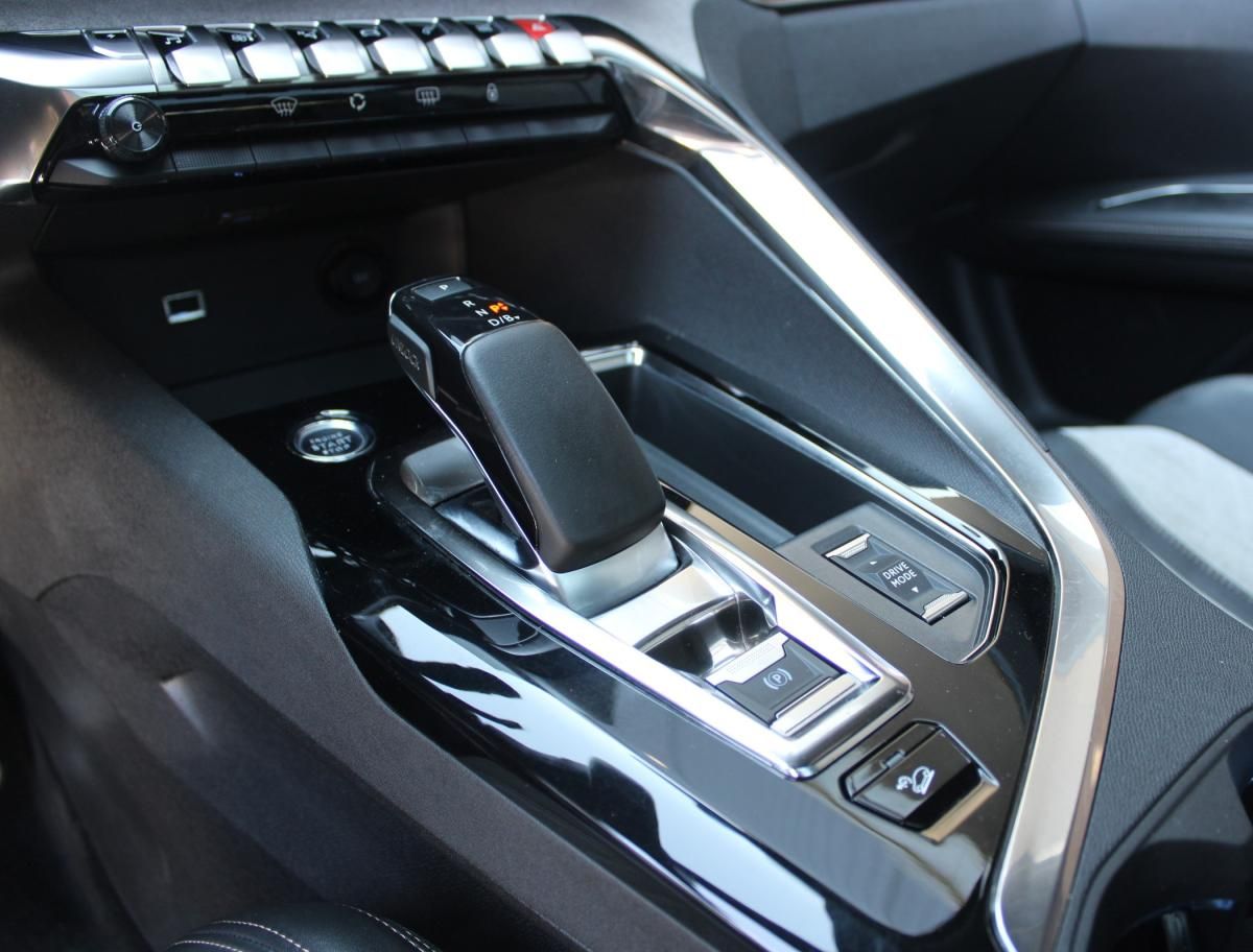 peugeot-3008-2021-hibrido-a-gasolina-1598cc
