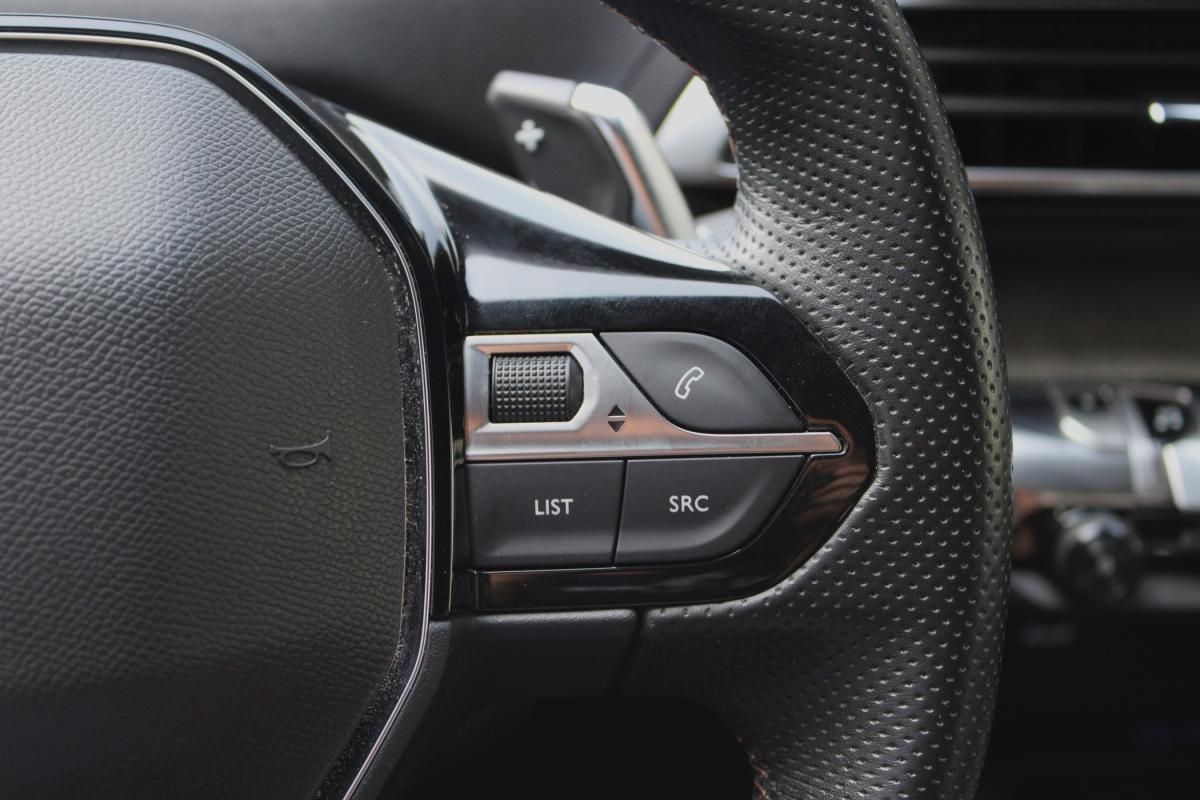 peugeot-3008-2021-hibrido-a-gasolina-1598cc