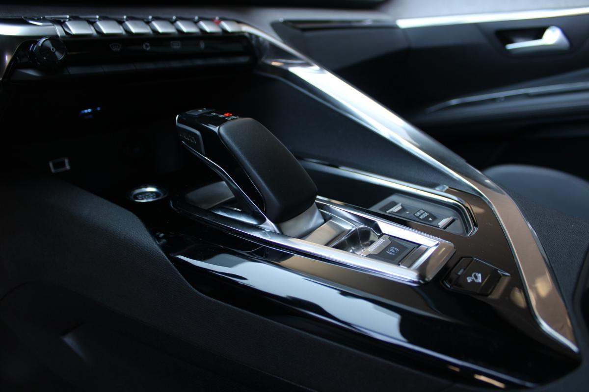 peugeot-3008-2021-hibrido-a-gasolina-1598cc