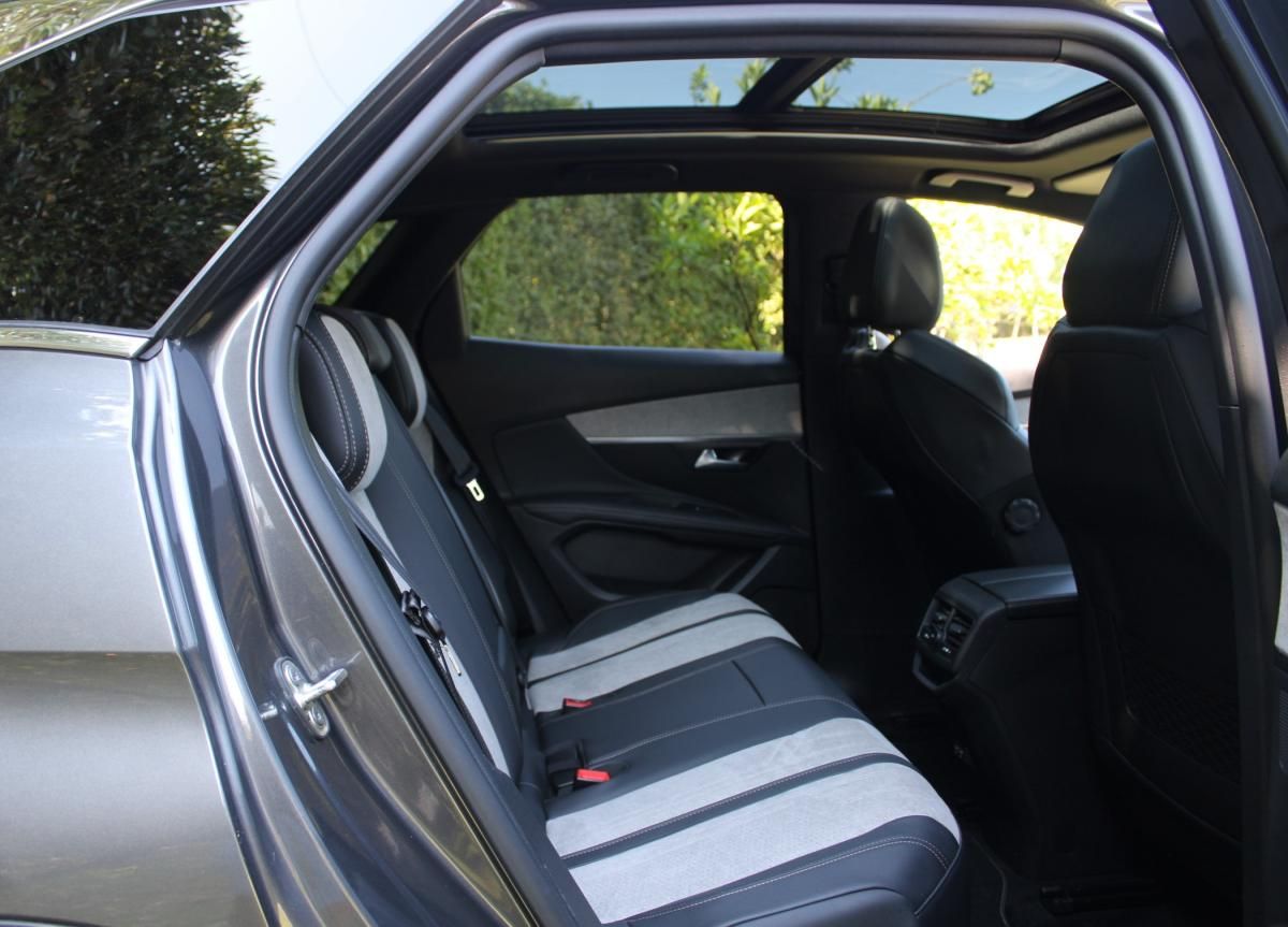 peugeot-3008-2021-hibrido-a-gasolina-1598cc