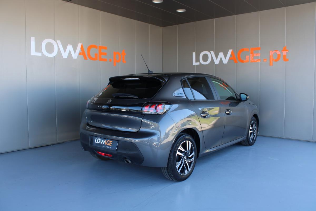 peugeot-208-2023-gasolina-1199cc