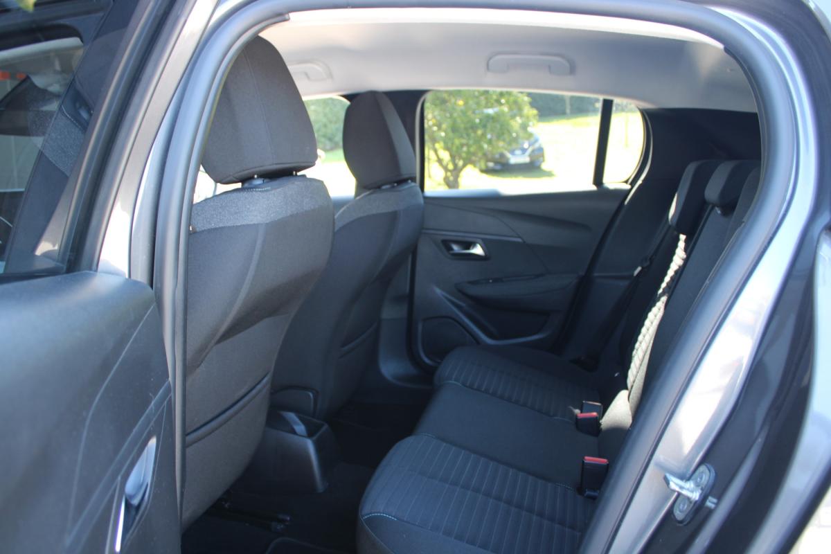 peugeot-208-2023-gasolina-1199cc