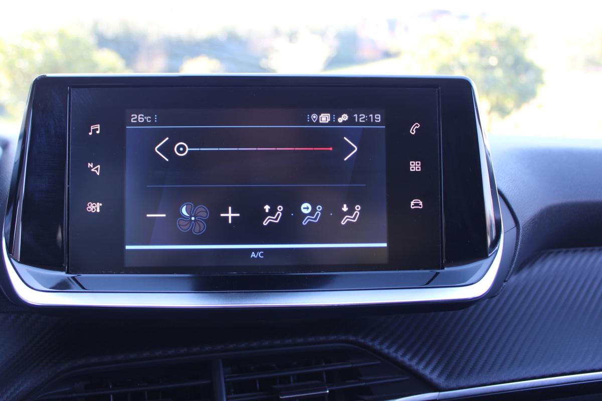 peugeot-208-2023-gasolina-1199cc