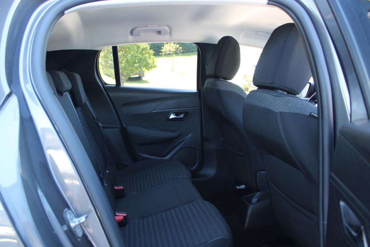 peugeot-208-2023-gasolina-1199cc