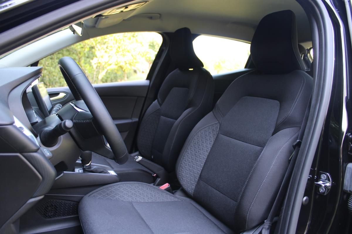renault-clio-2022-hibrido-a-gasolina-1598cc