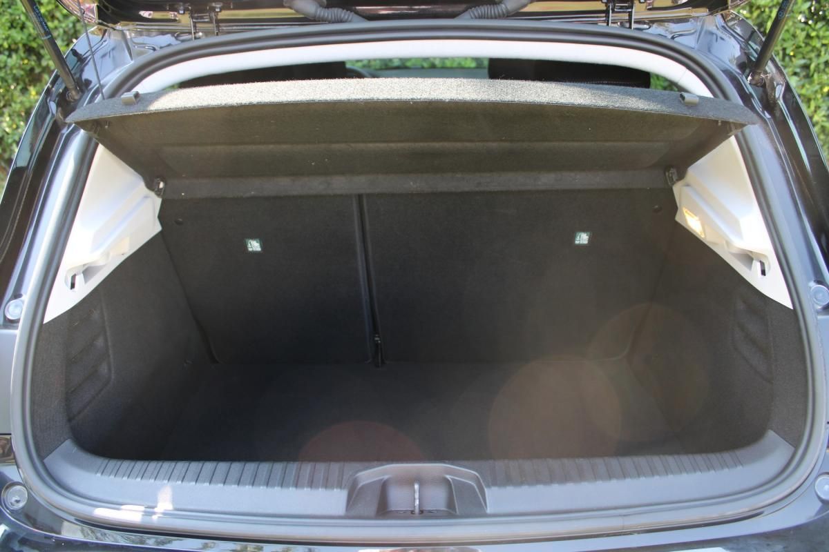 renault-clio-2022-hibrido-a-gasolina-1598cc