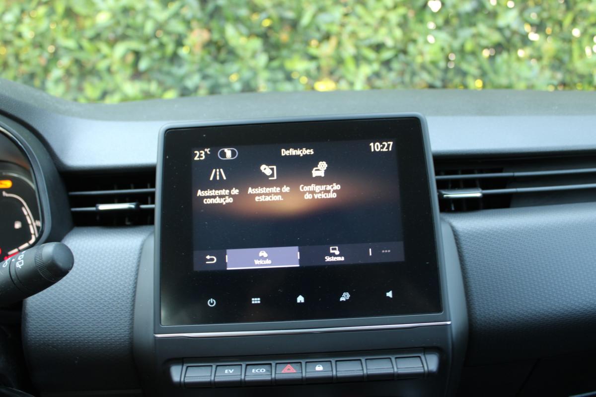 renault-clio-2022-hibrido-a-gasolina-1598cc