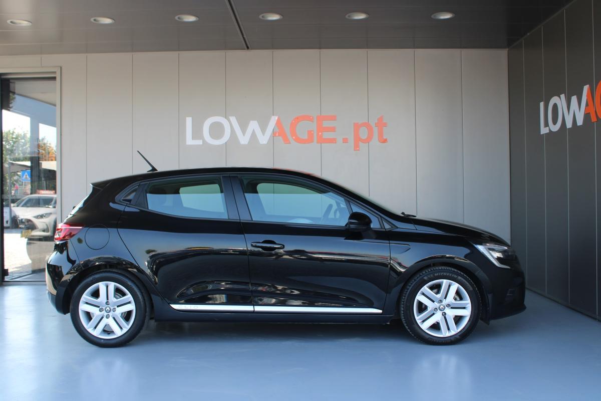 renault-clio-2022-hibrido-a-gasolina-1598cc
