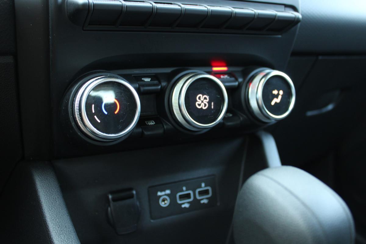 renault-clio-2022-hibrido-a-gasolina-1598cc