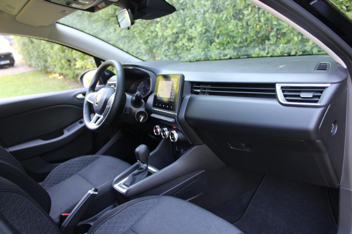renault-clio-2022-hibrido-a-gasolina-1598cc