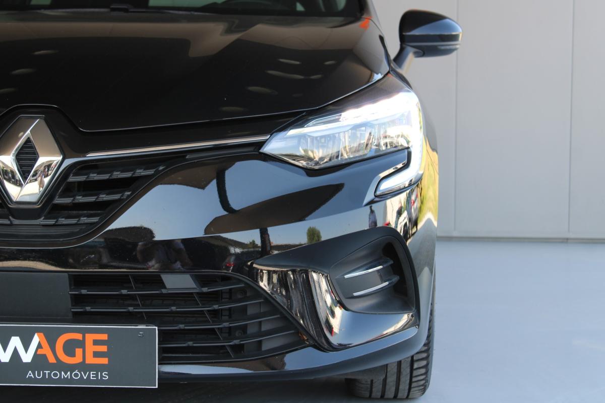renault-clio-2022-hibrido-a-gasolina-1598cc