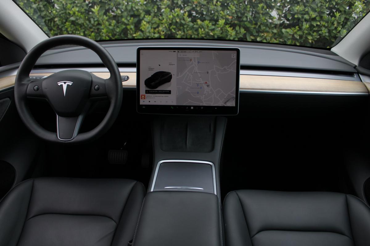 tesla-model-y-2023-eletrico-500cc