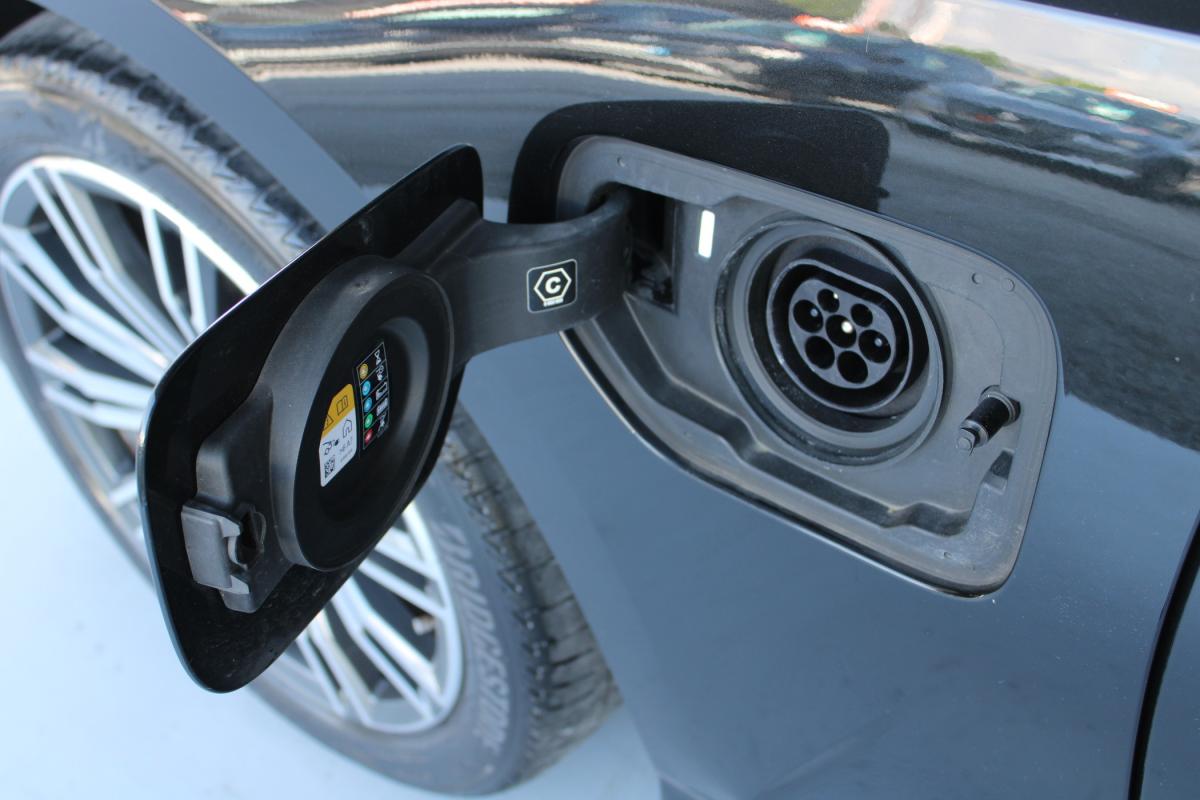 bmw-serie-3-2021-hibrido-a-gasolina-1998cc