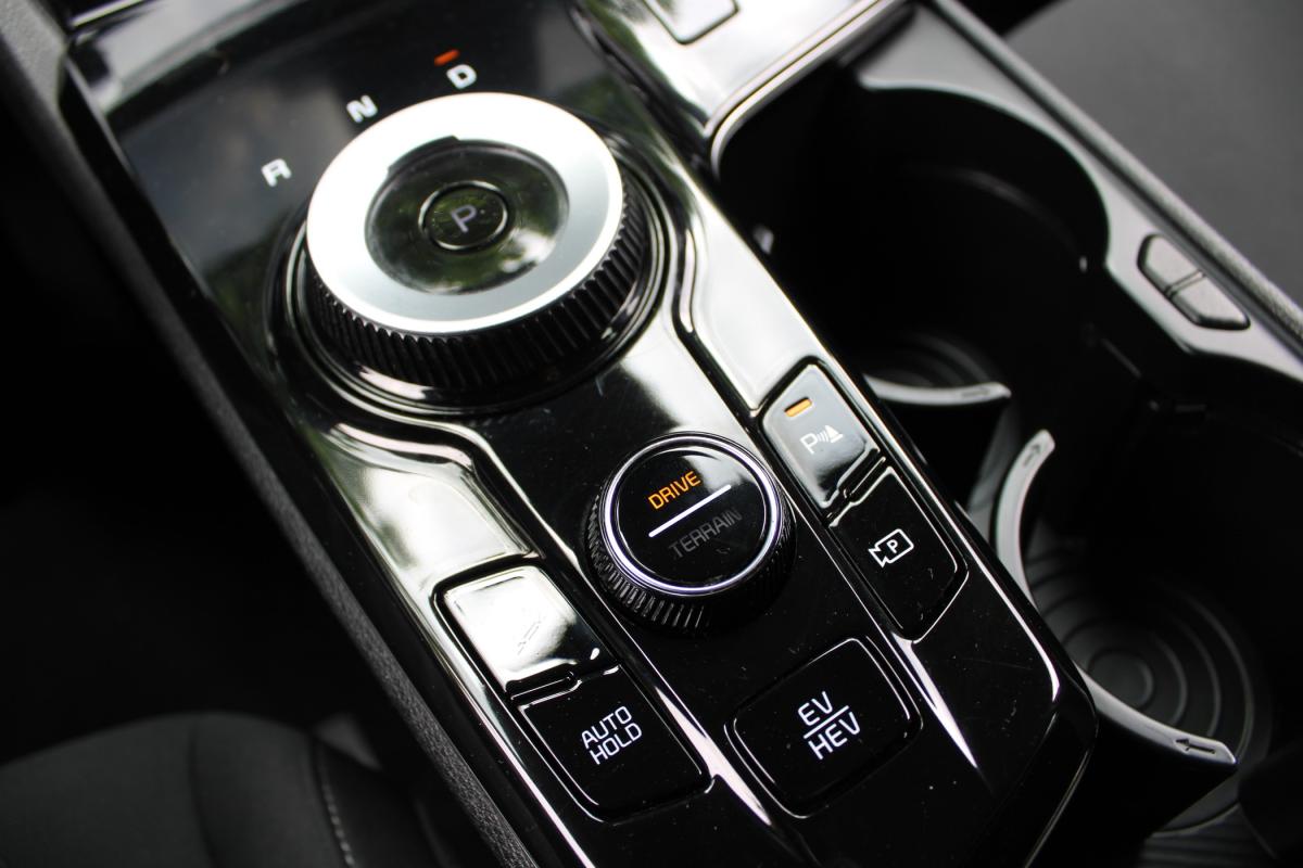 kia-sportage-2023-hibrido-a-gasolina-1598cc