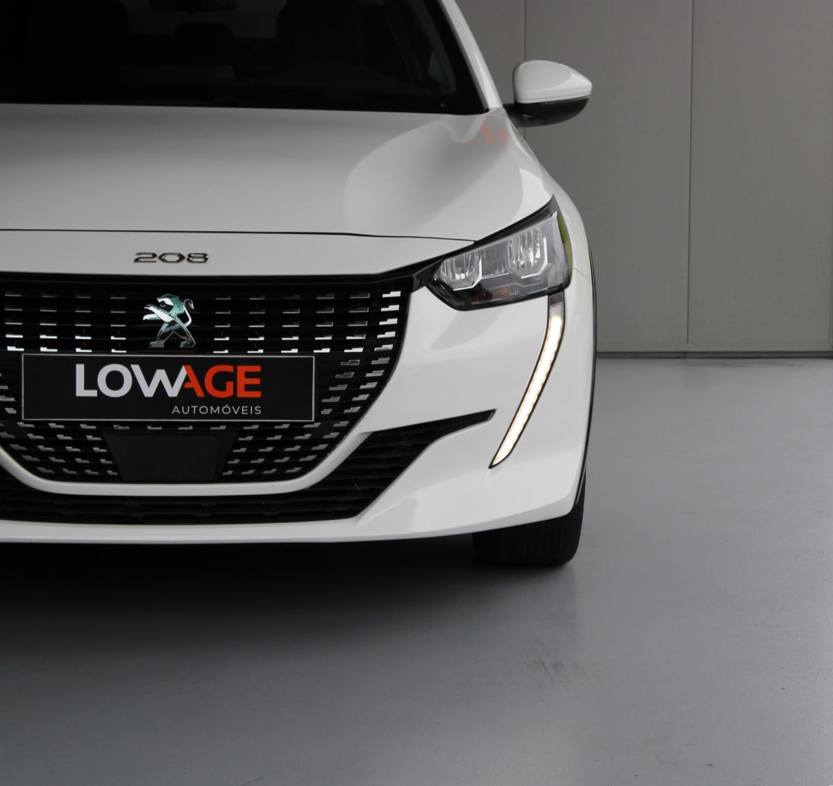 peugeot-208-2021-eletrico-500cc