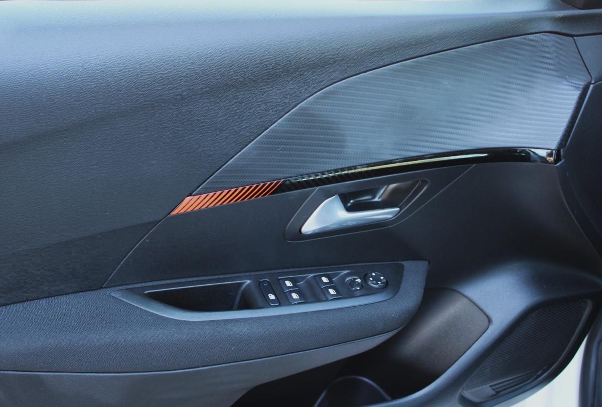 peugeot-208-2021-eletrico-500cc