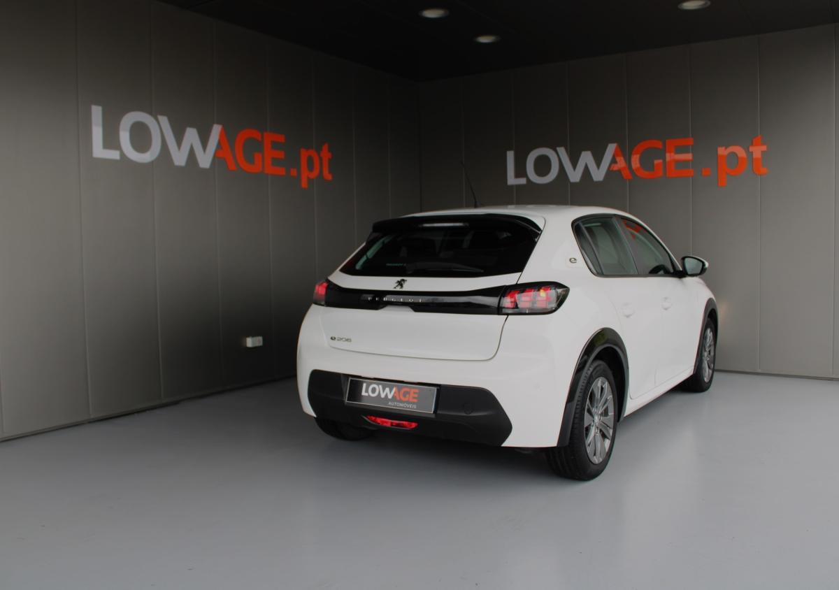 peugeot-208-2021-eletrico-500cc