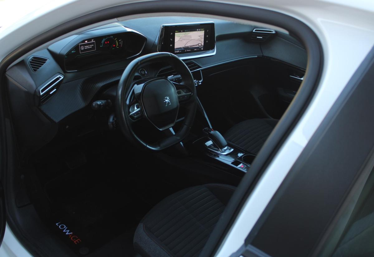 peugeot-208-2021-eletrico-500cc
