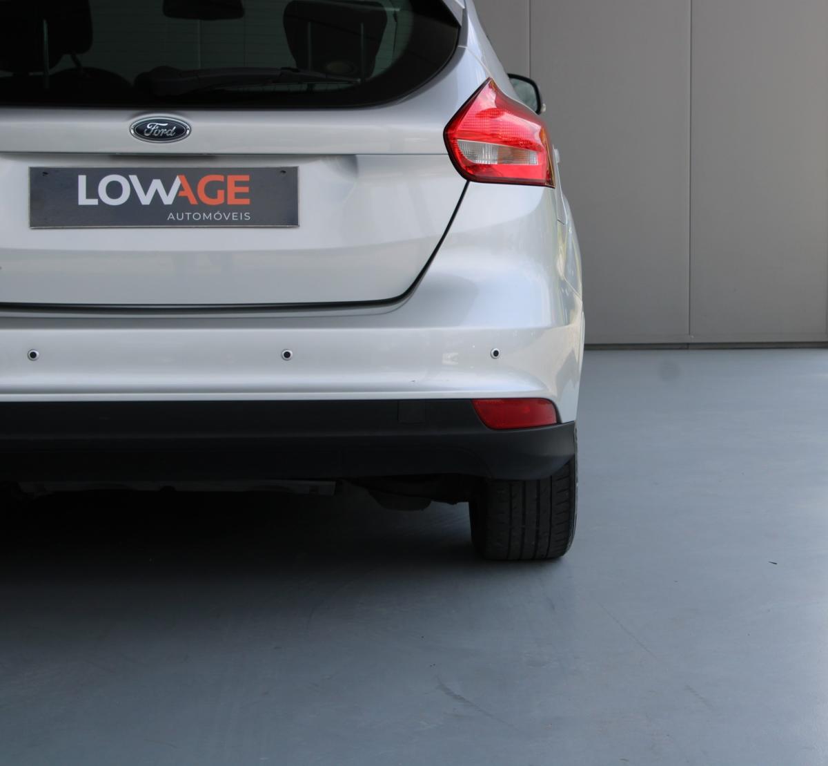 ford-focus-2015-diesel-1499cc