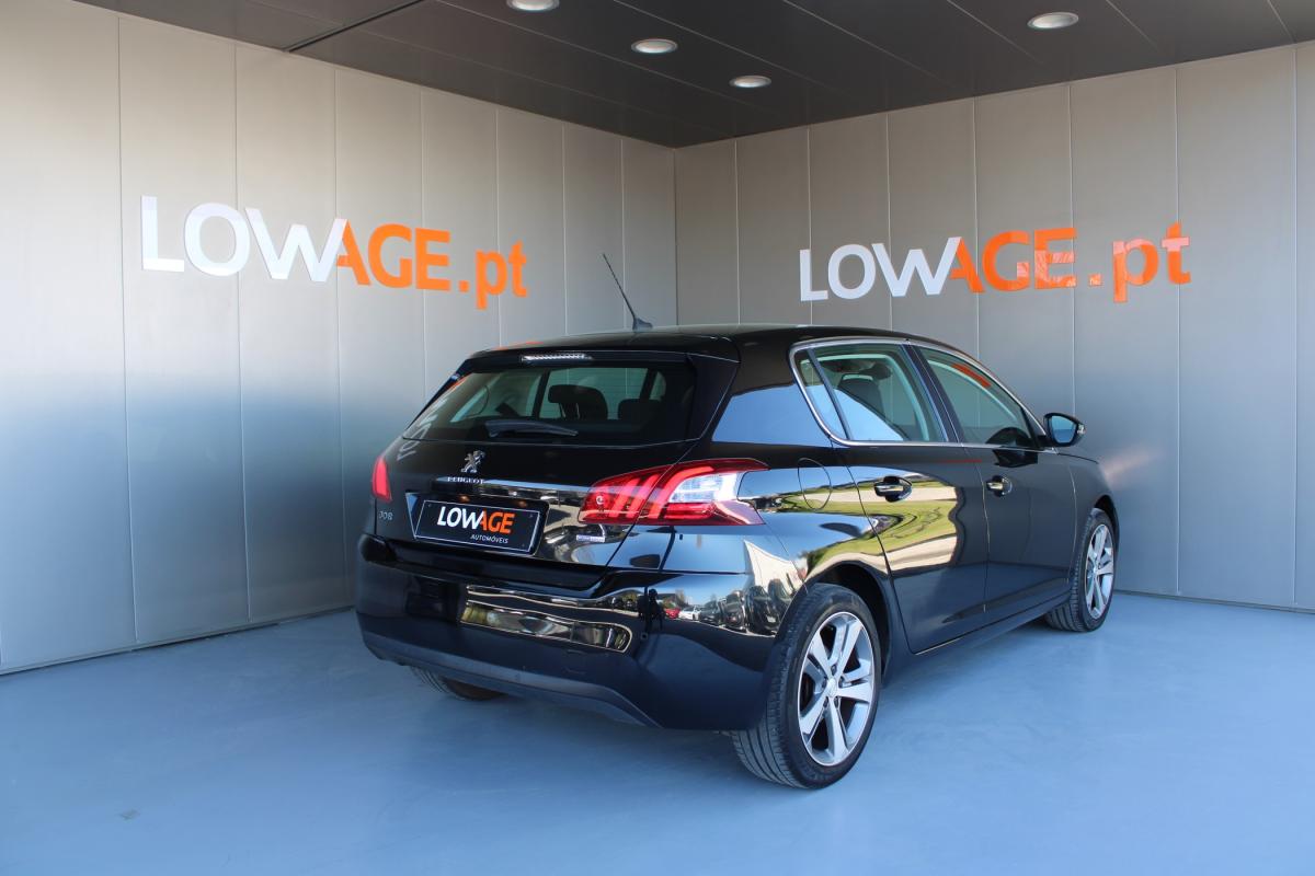 peugeot-308-2016-gasolina-1199cc