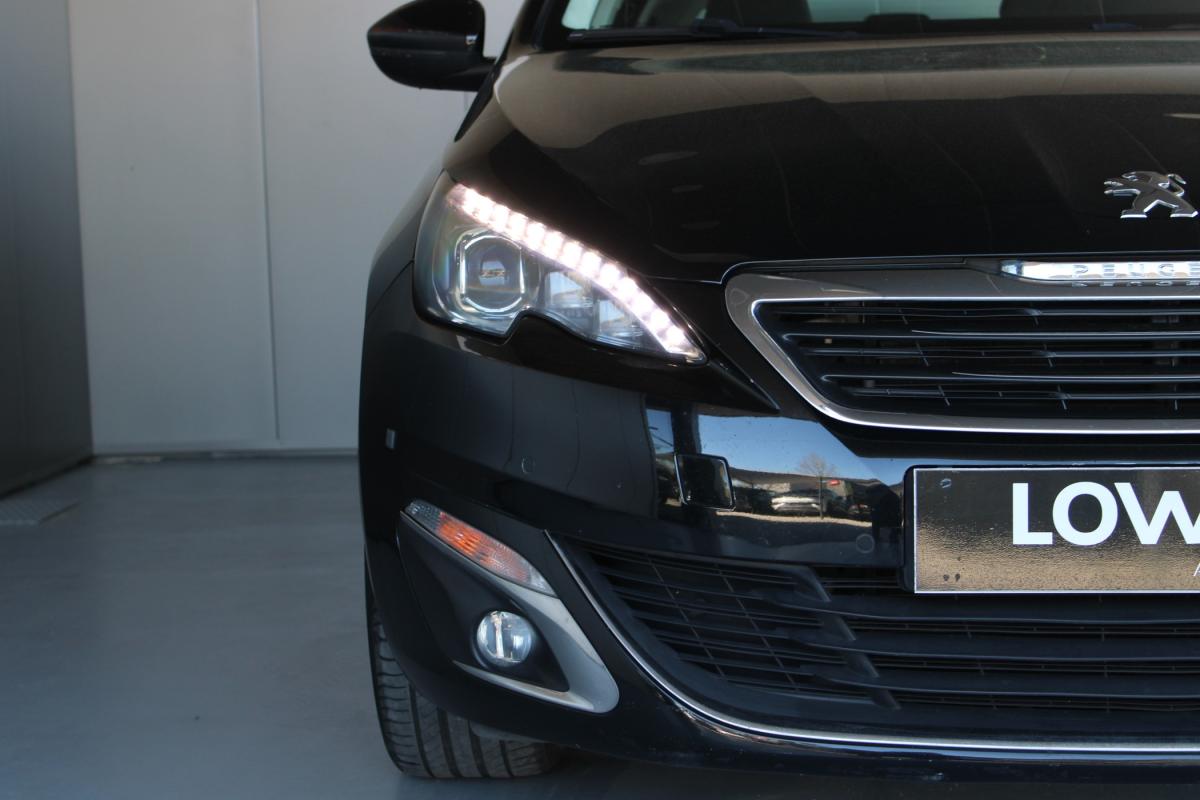 peugeot-308-2016-gasolina-1199cc