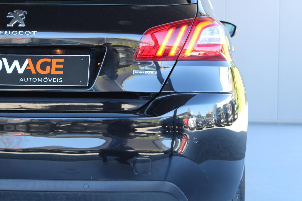 peugeot-308-2016-gasolina-1199cc