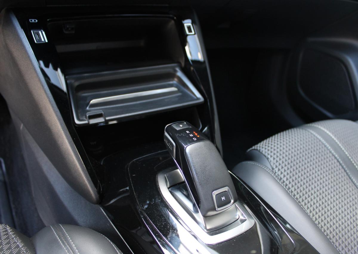 peugeot-2008-2020-gasolina-1199cc
