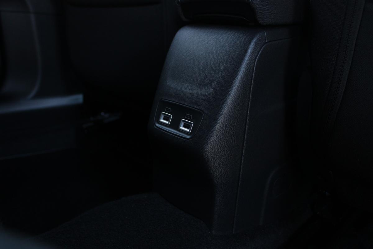 peugeot-2008-2022-eletrico-500cc