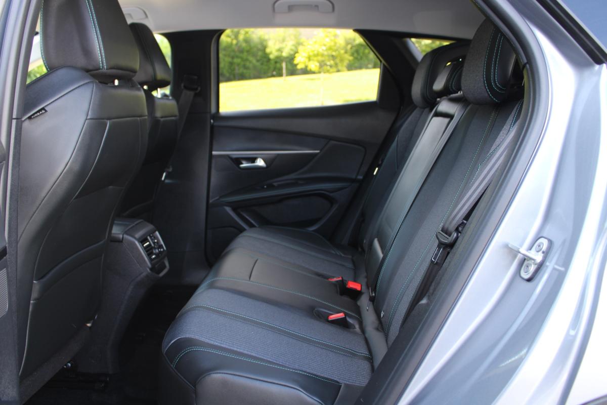 peugeot-3008-2021-hibrido-a-gasolina-1598cc
