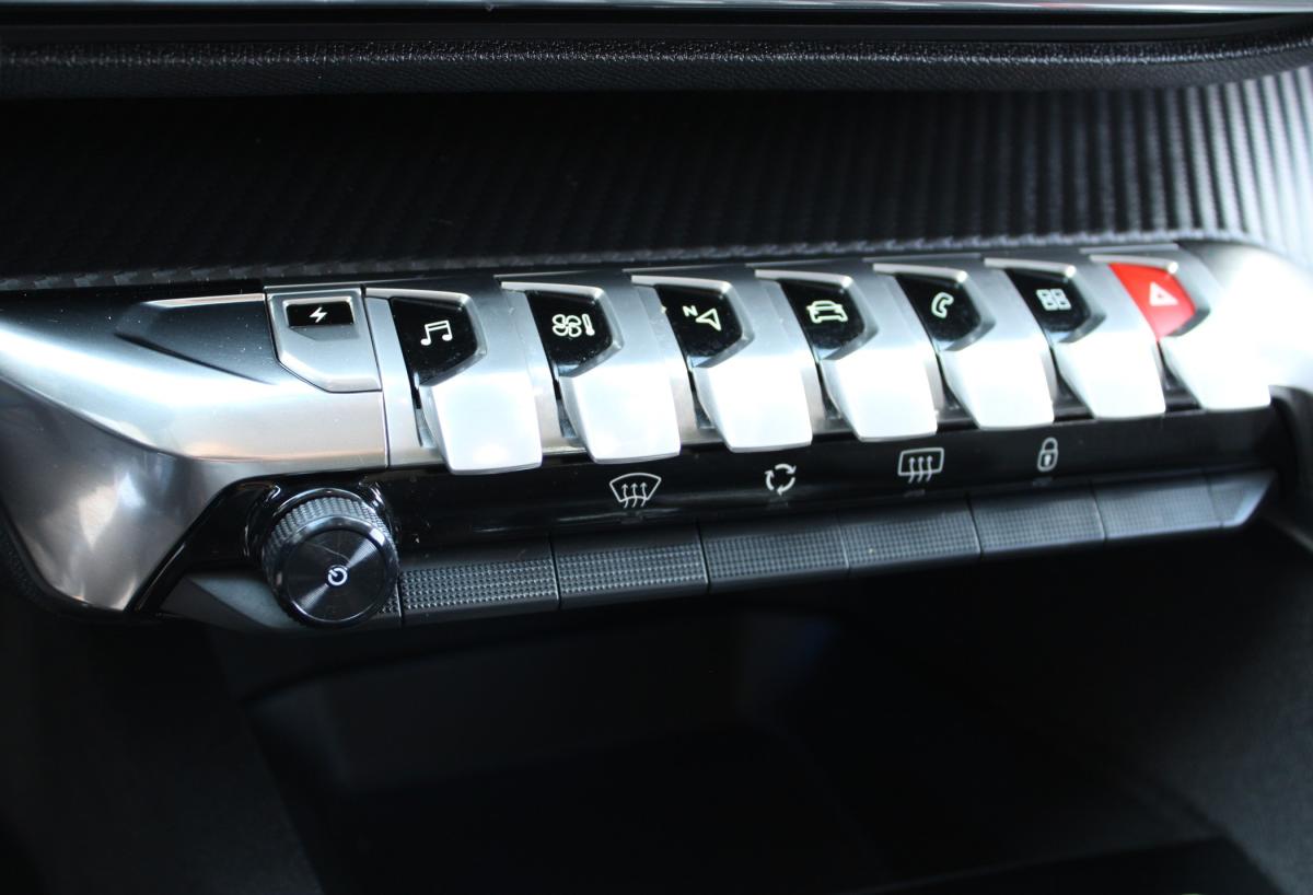 peugeot-3008-2021-hibrido-a-gasolina-1598cc