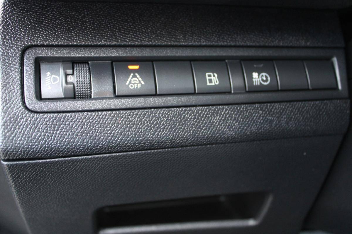 peugeot-3008-2021-hibrido-a-gasolina-1598cc