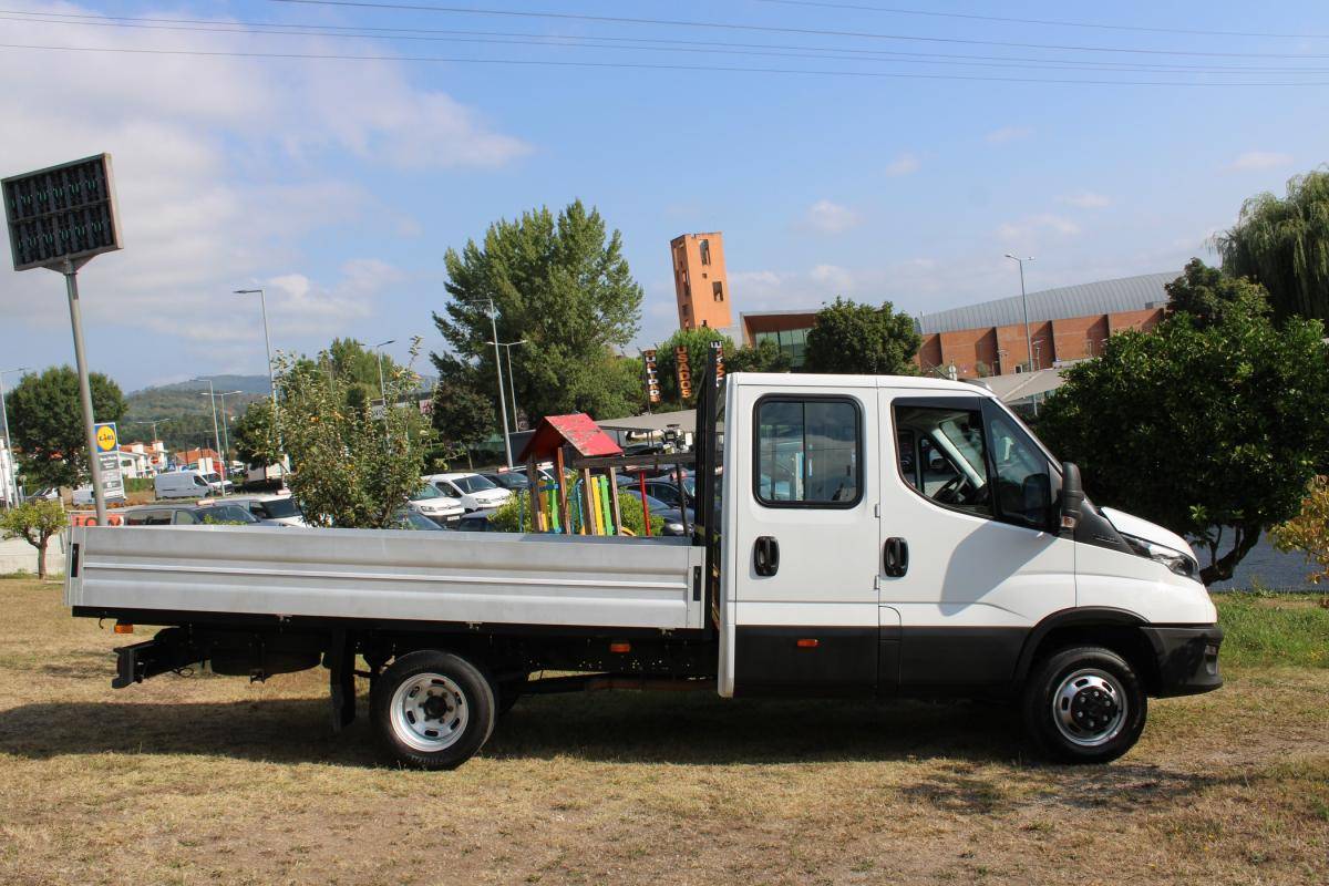 iveco-daily-2024-diesel-2998cc