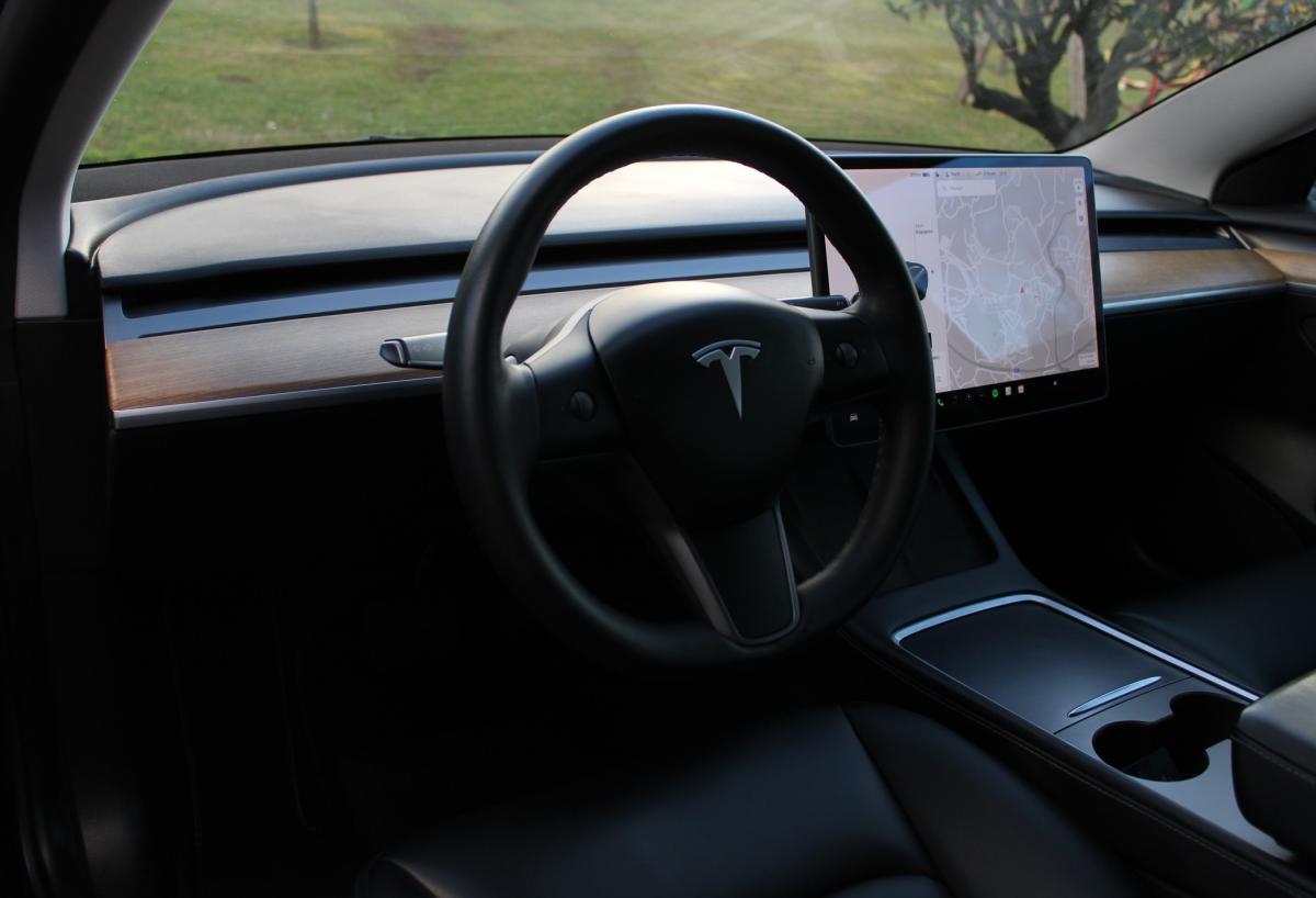 tesla-model-3-2021-eletrico-500cc