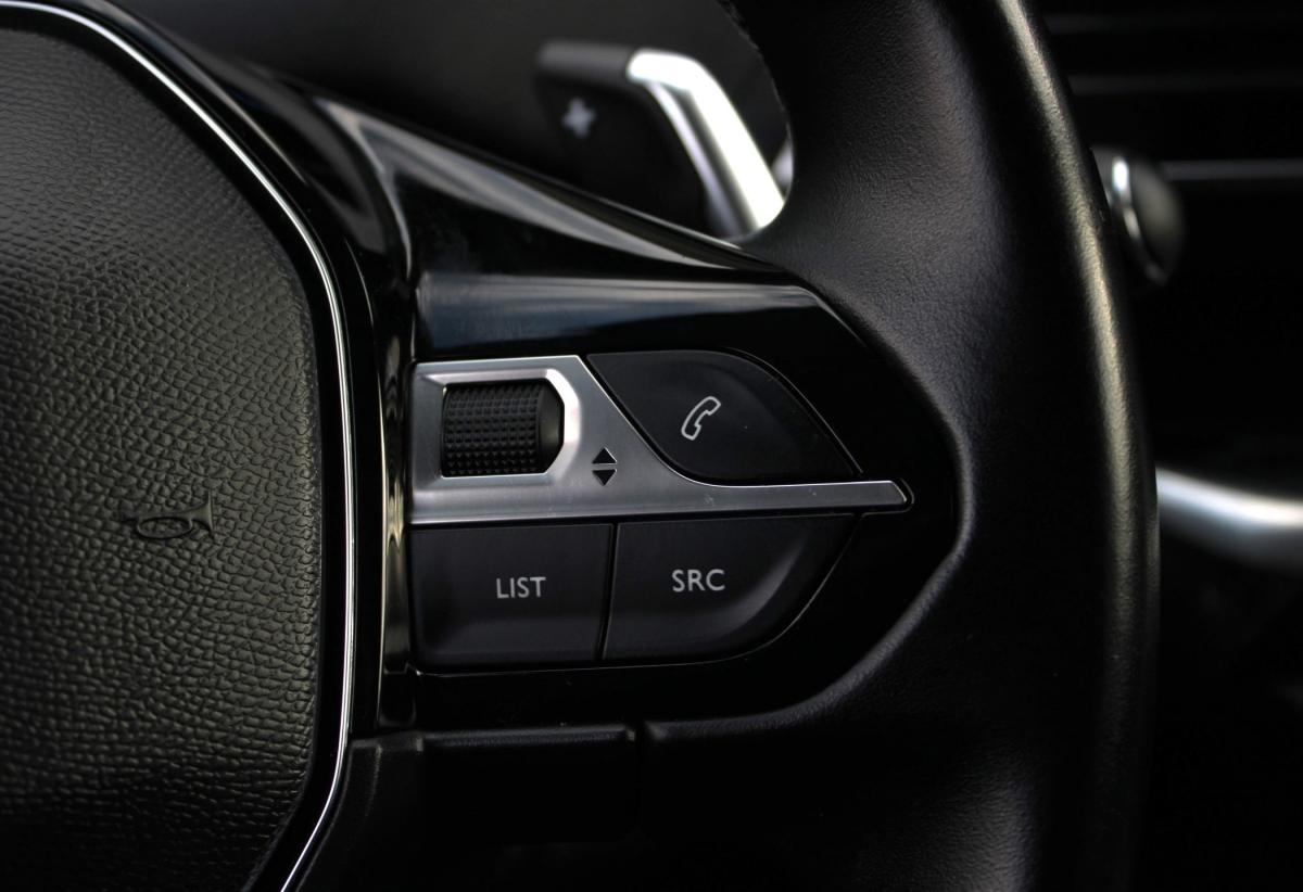 peugeot-3008-2022-hibrido-a-gasolina-1598cc