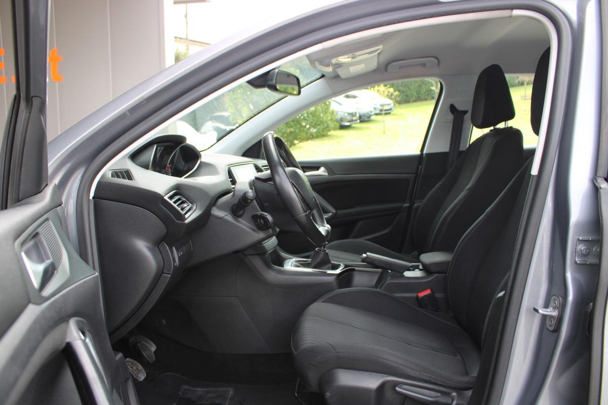 peugeot-308-sw-2015-diesel-1560cc