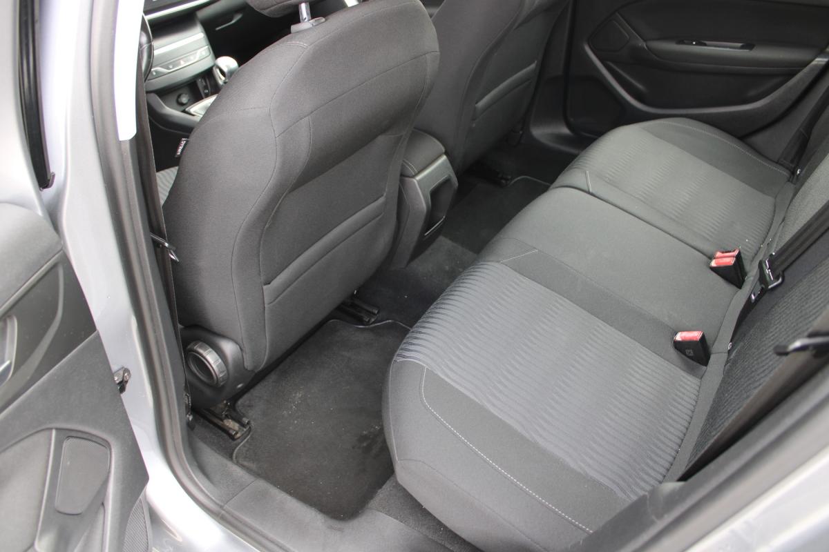 peugeot-308-sw-2015-diesel-1560cc