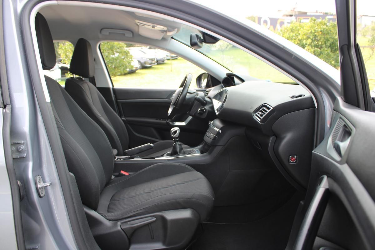peugeot-308-sw-2015-diesel-1560cc