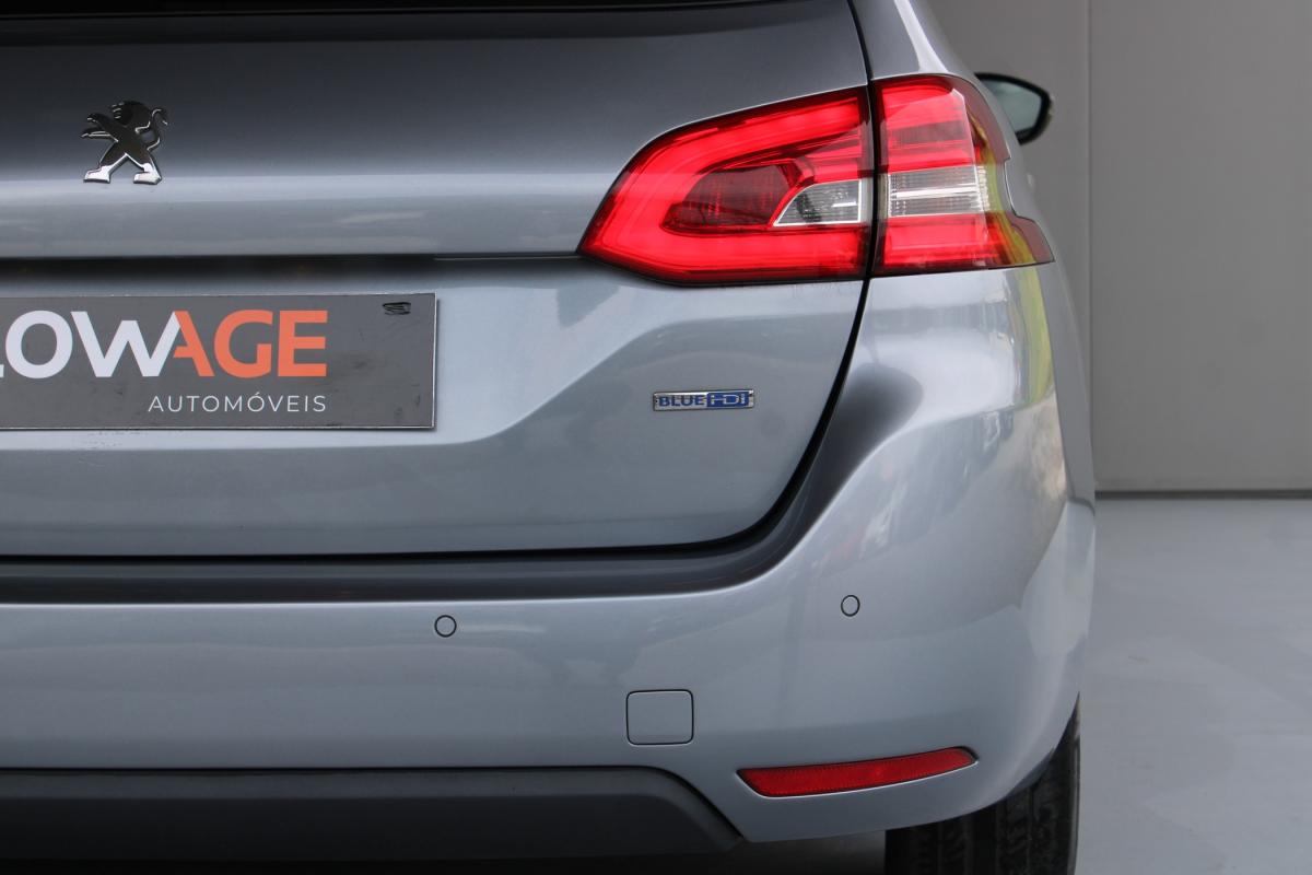 peugeot-308-sw-2015-diesel-1560cc