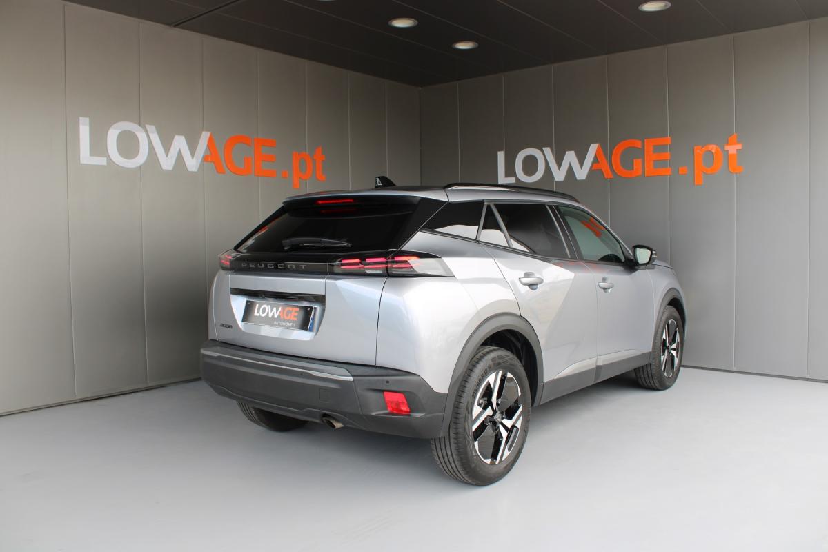 peugeot-2008-2023-gasolina-1199cc