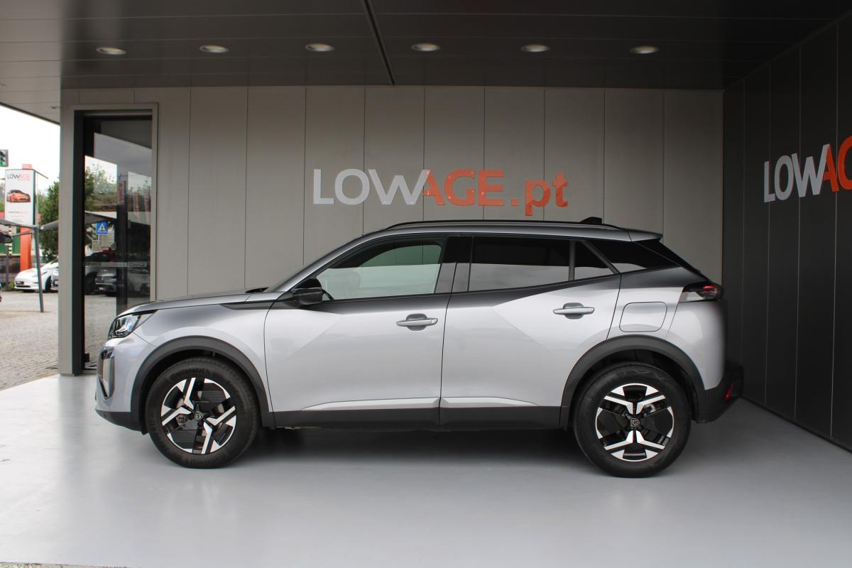 peugeot-2008-2023-gasolina-1199cc