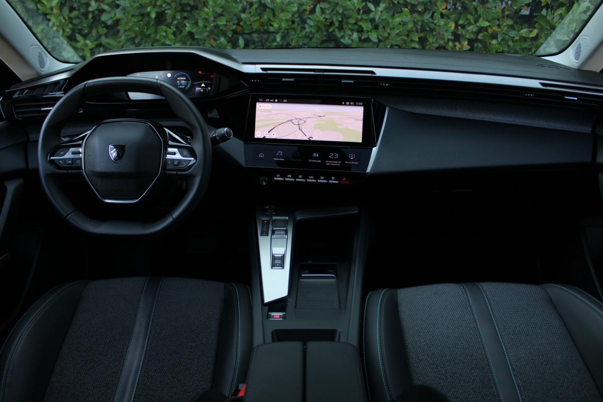 peugeot-308-2023-hibrido-a-gasolina-1598cc