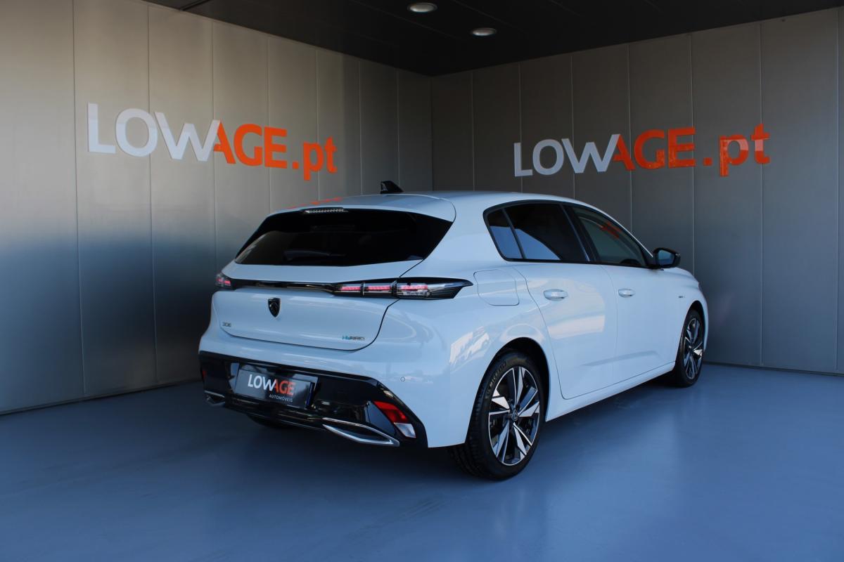 peugeot-308-2023-hibrido-a-gasolina-1598cc