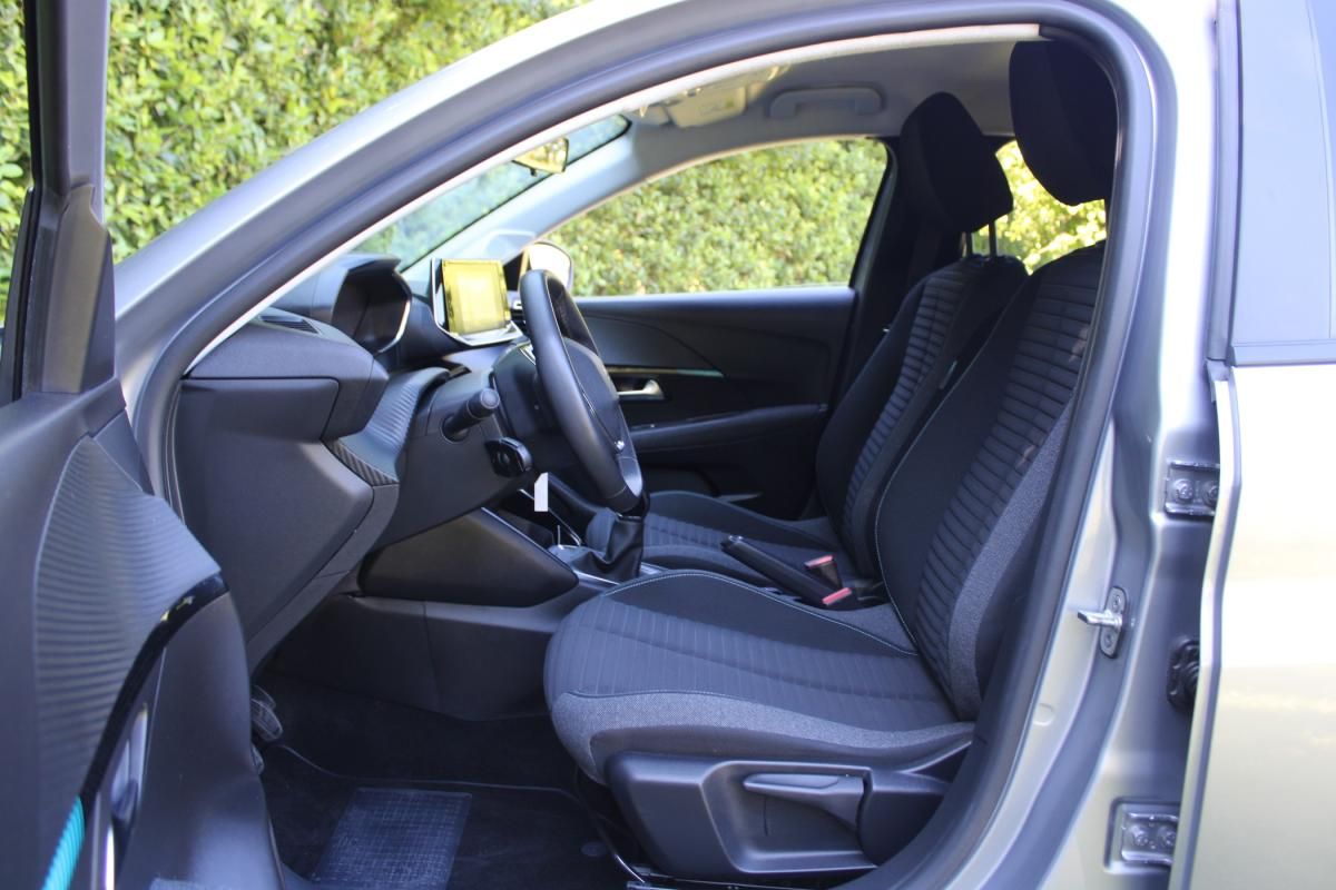 peugeot-208-2024-gasolina-1199cc