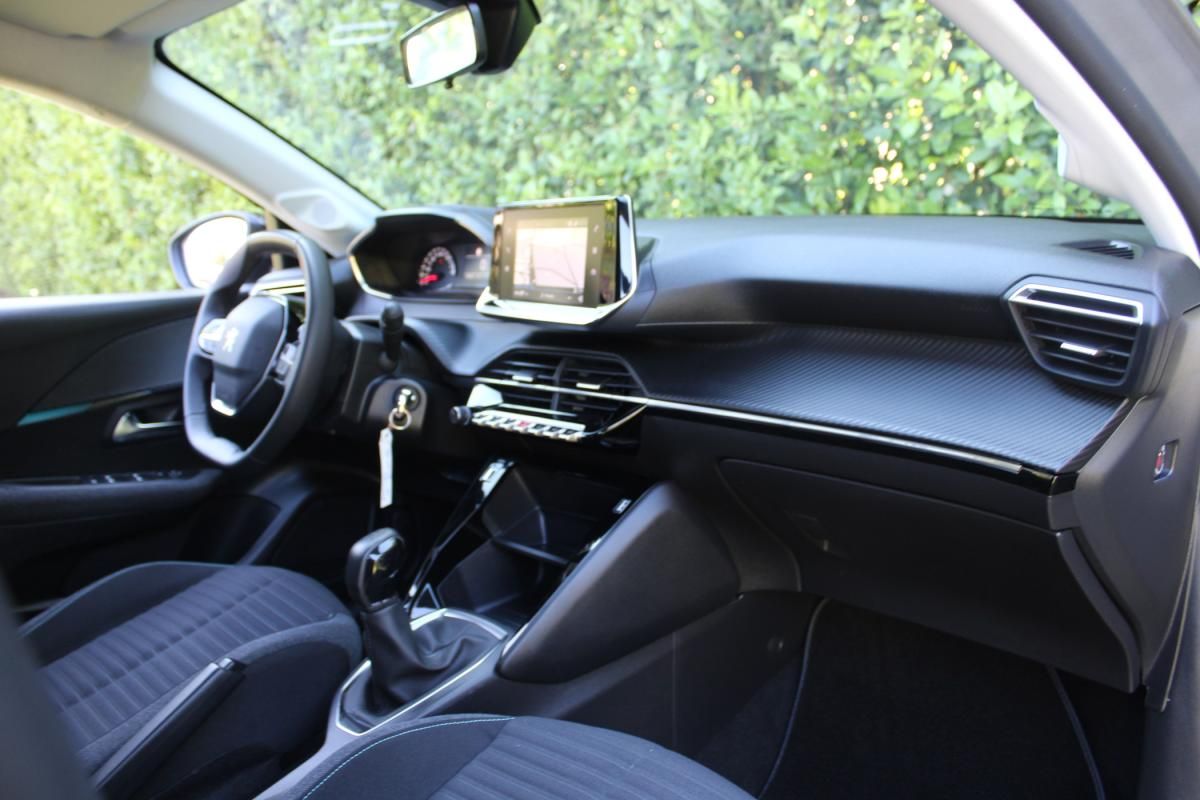 peugeot-208-2024-gasolina-1199cc