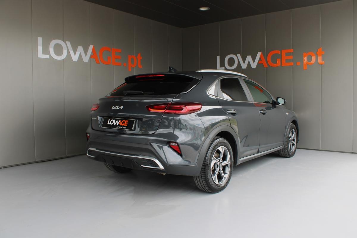 kia-xceed-2024-gasolina-998cc